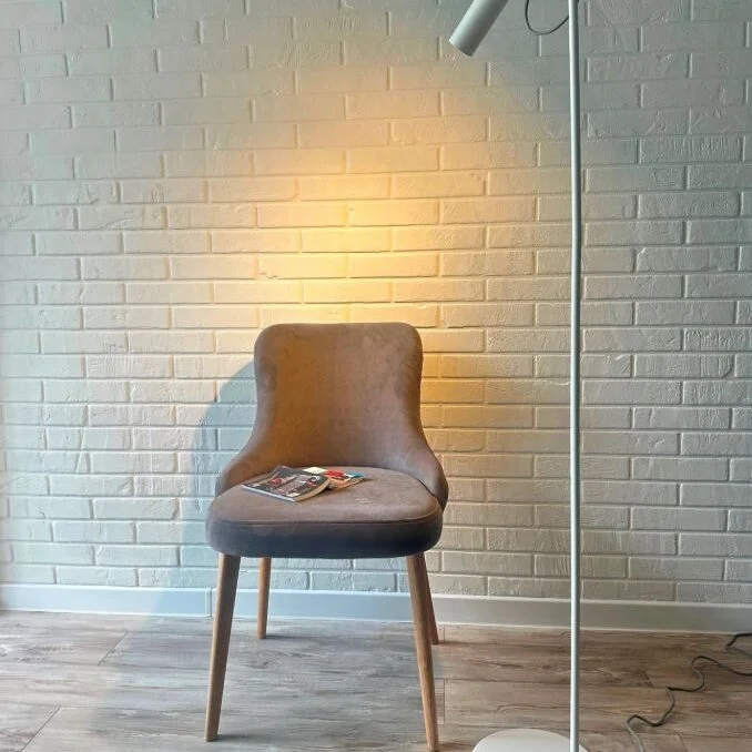 Lampadar orientabil Pivot alb mat 1xGU10 01-2370 Redo
